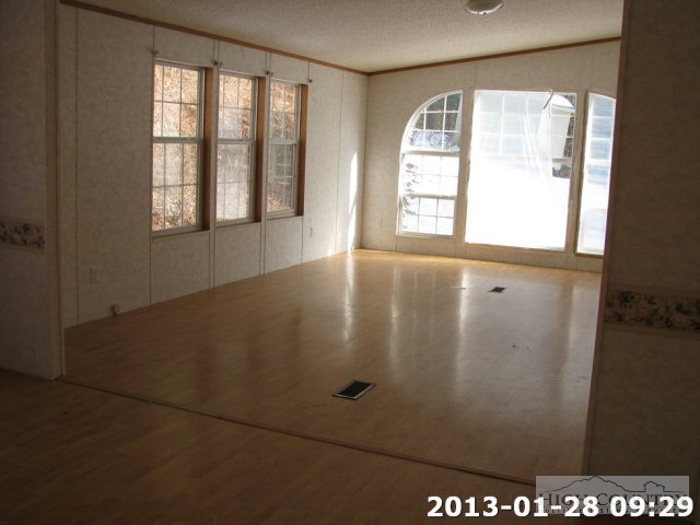 360 Moore Road Lansing, NC 28643 - Photo 11 of 13