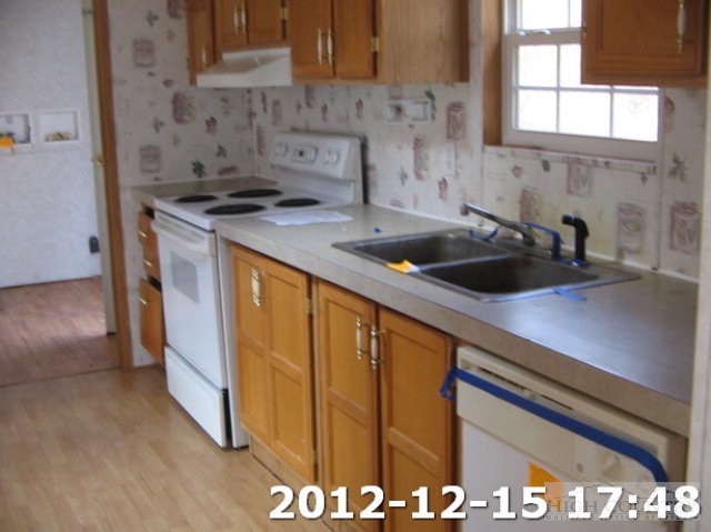 360 Moore Road Lansing, NC 28643 - Photo 6 of 13