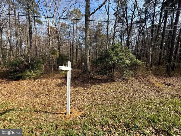 $79,900 | 18832 Piney Point Road, Valley Lee, MD 20692