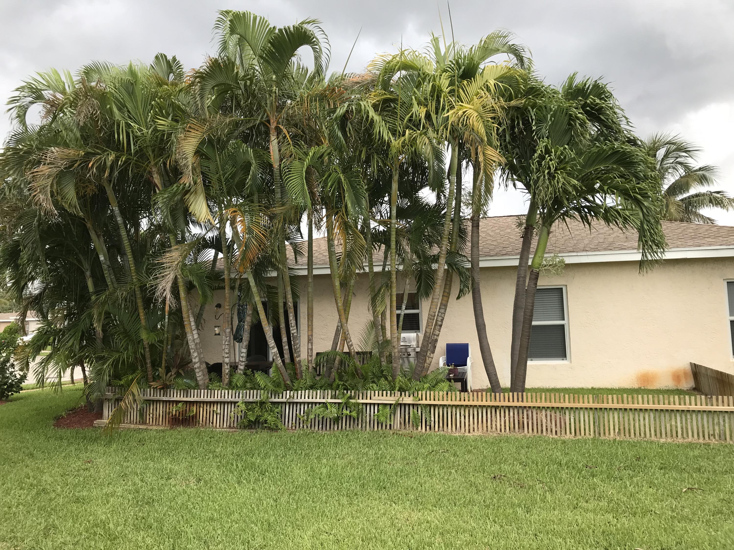 2122 East Ridge Circle East Boynton Beach, FL 33435 - Photo 3 of 21 Side