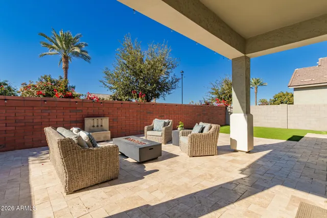 $739,999 | 2700 South Oliver Street, Gilbert, AZ 85295