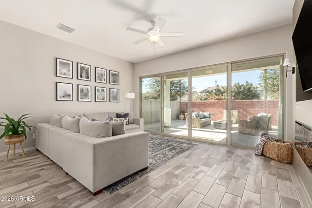 $739,999 | 2700 South Oliver Street, Gilbert, AZ 85295