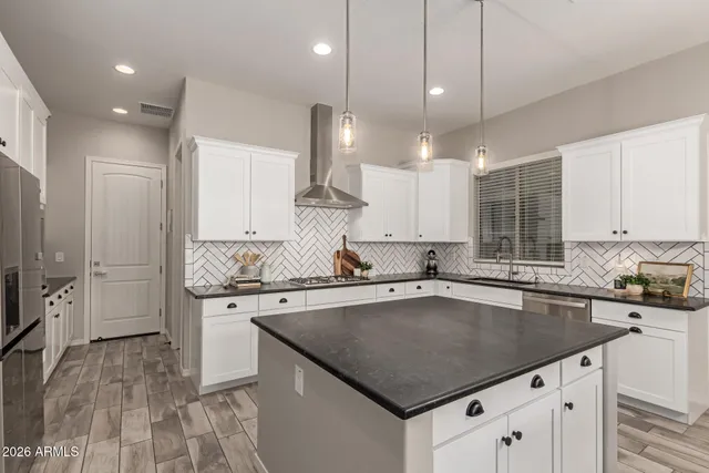 $739,999 | 2700 South Oliver Street, Gilbert, AZ 85295