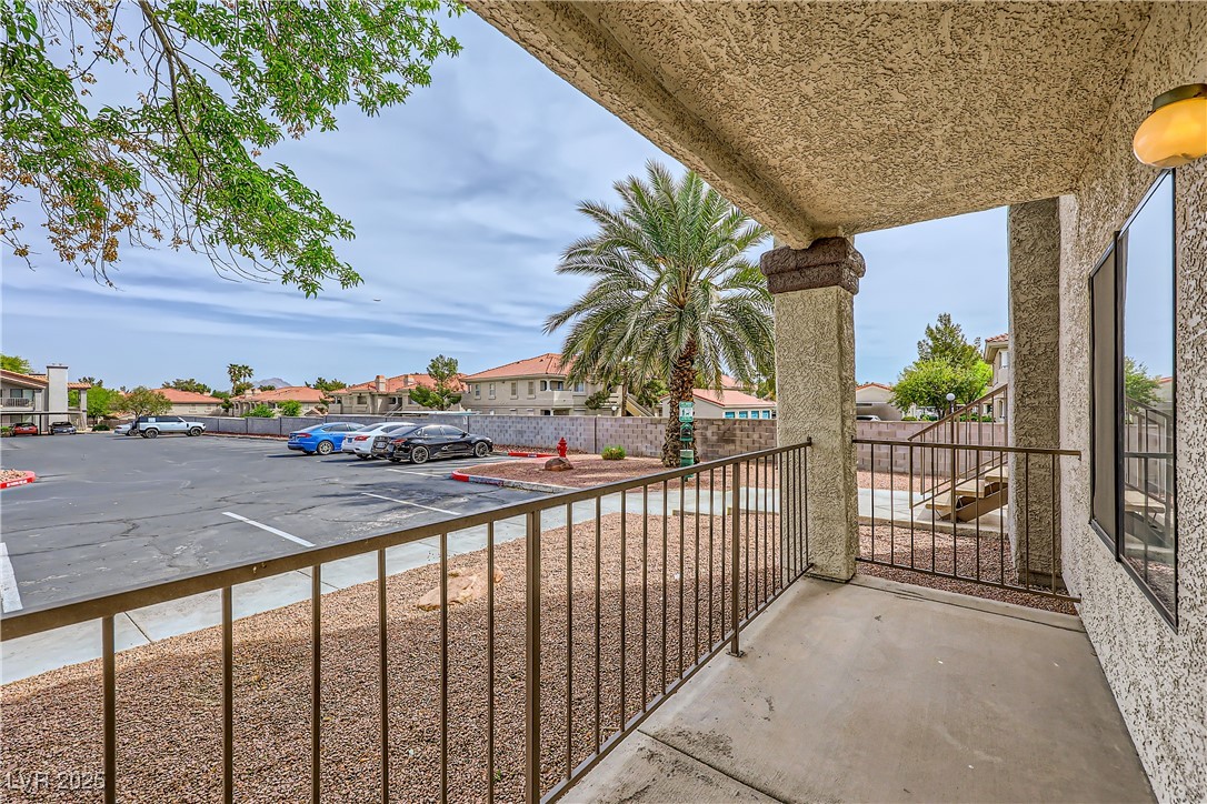 1575 West Warm Springs Road, Unit 1613 Henderson, NV 89014 - Photo 34 of 39 Balcony featuring a residential view