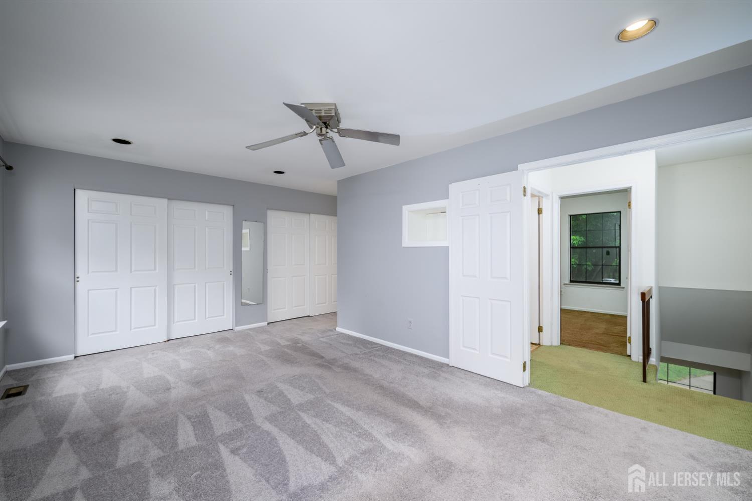 1004 Timber Oaks Road, Unit 4 Edison, NJ 08820 - Photo 21 of 34