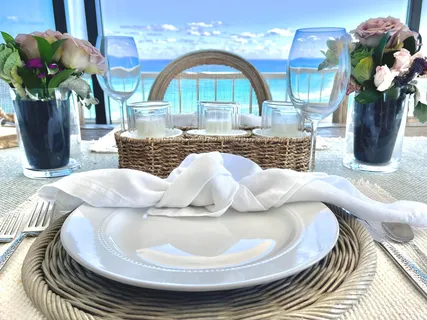 $1,250,000 | 5540 North Ocean Drive, Unit 14B, Singer Island, FL 33404