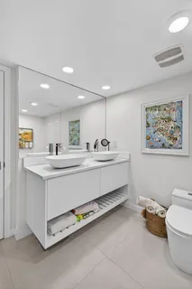 $1,250,000 | 5540 North Ocean Drive, Unit 14B, Singer Island, FL 33404