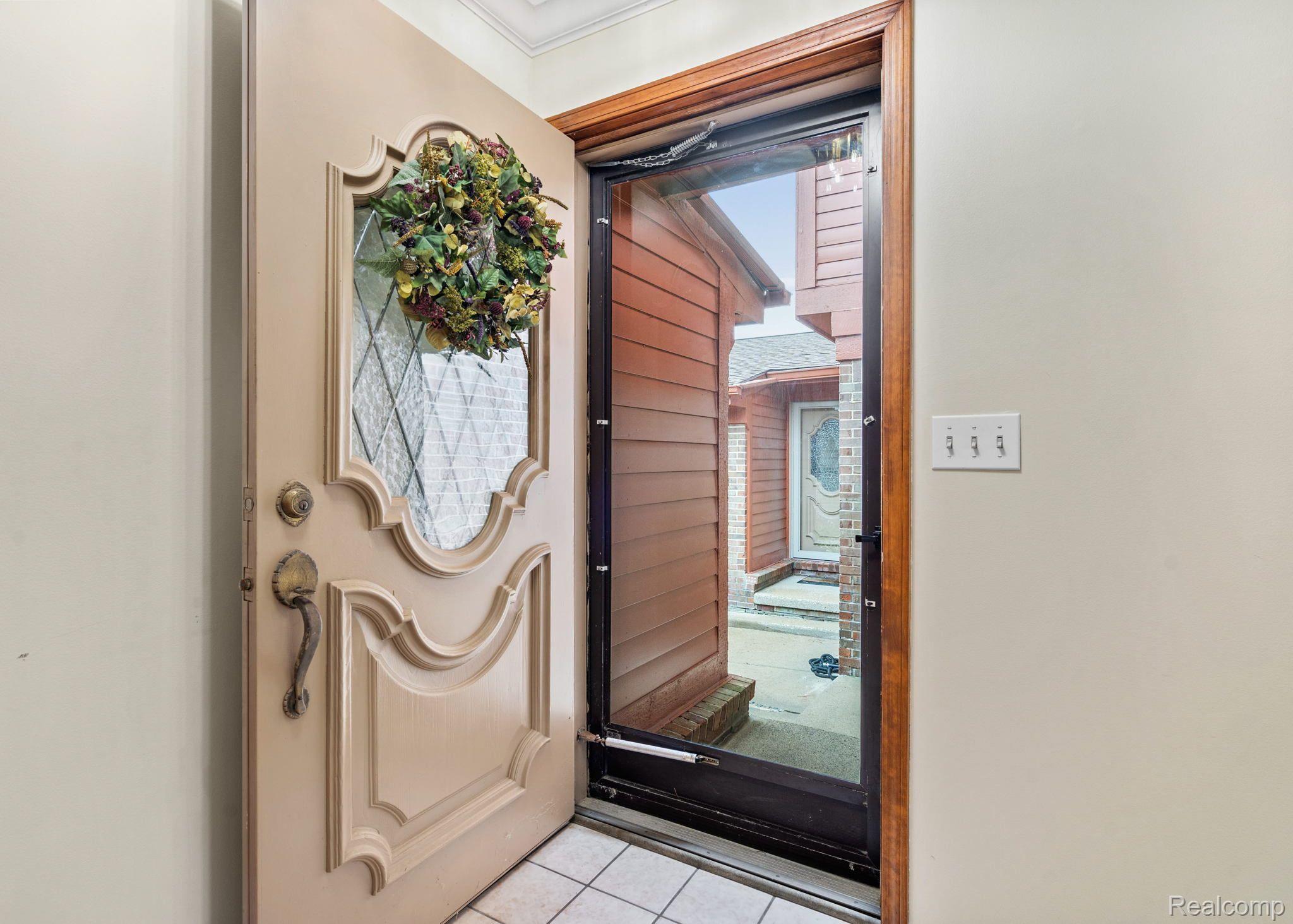 COME ON IN