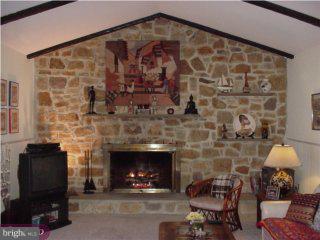 517 Warren Road West Chester, PA 19382 - Photo 2 of 6 Gallery Image 2