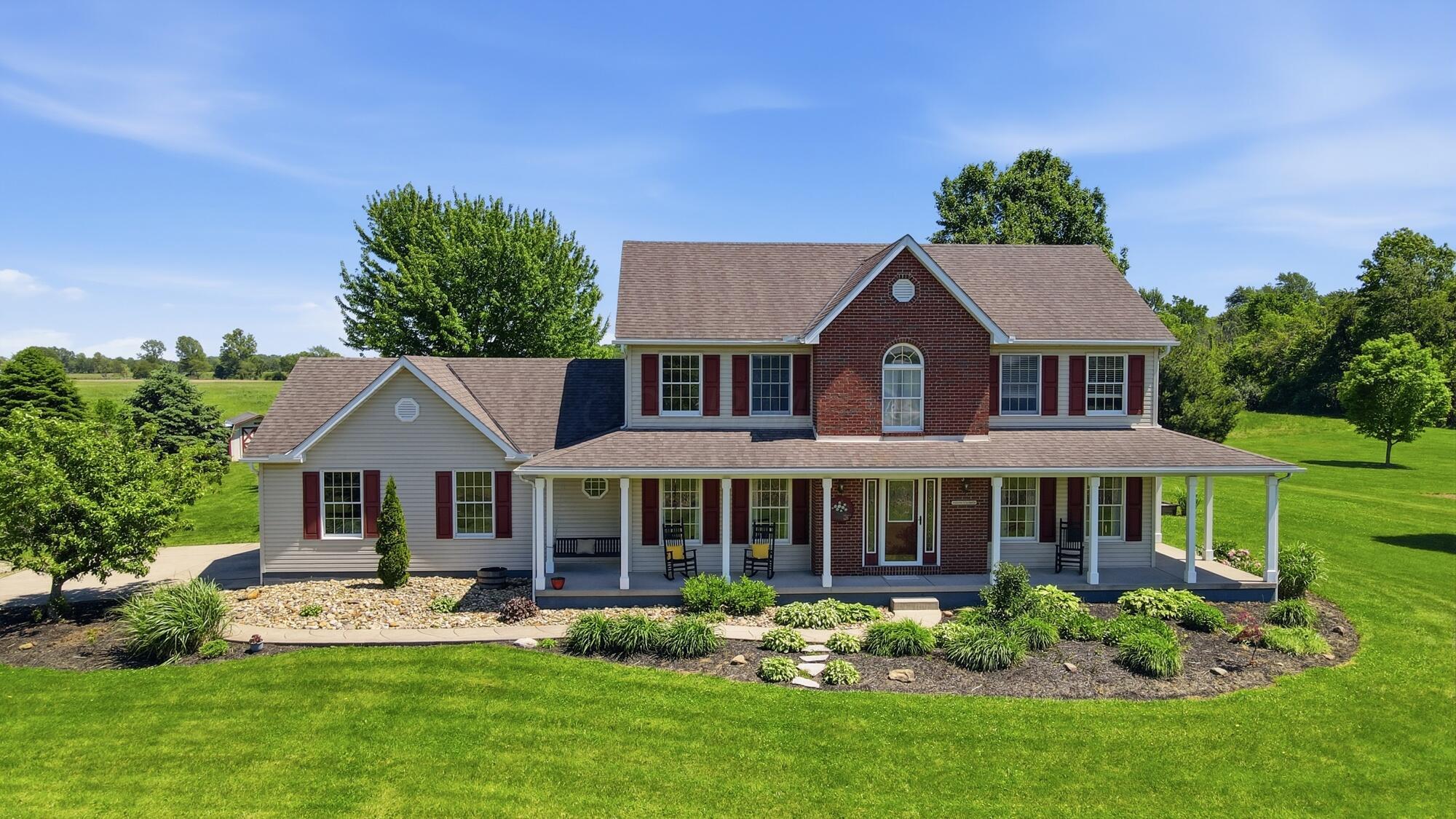 3381 York Road Southwest Pataskala, OH 43062 - Photo 1 of 94 004