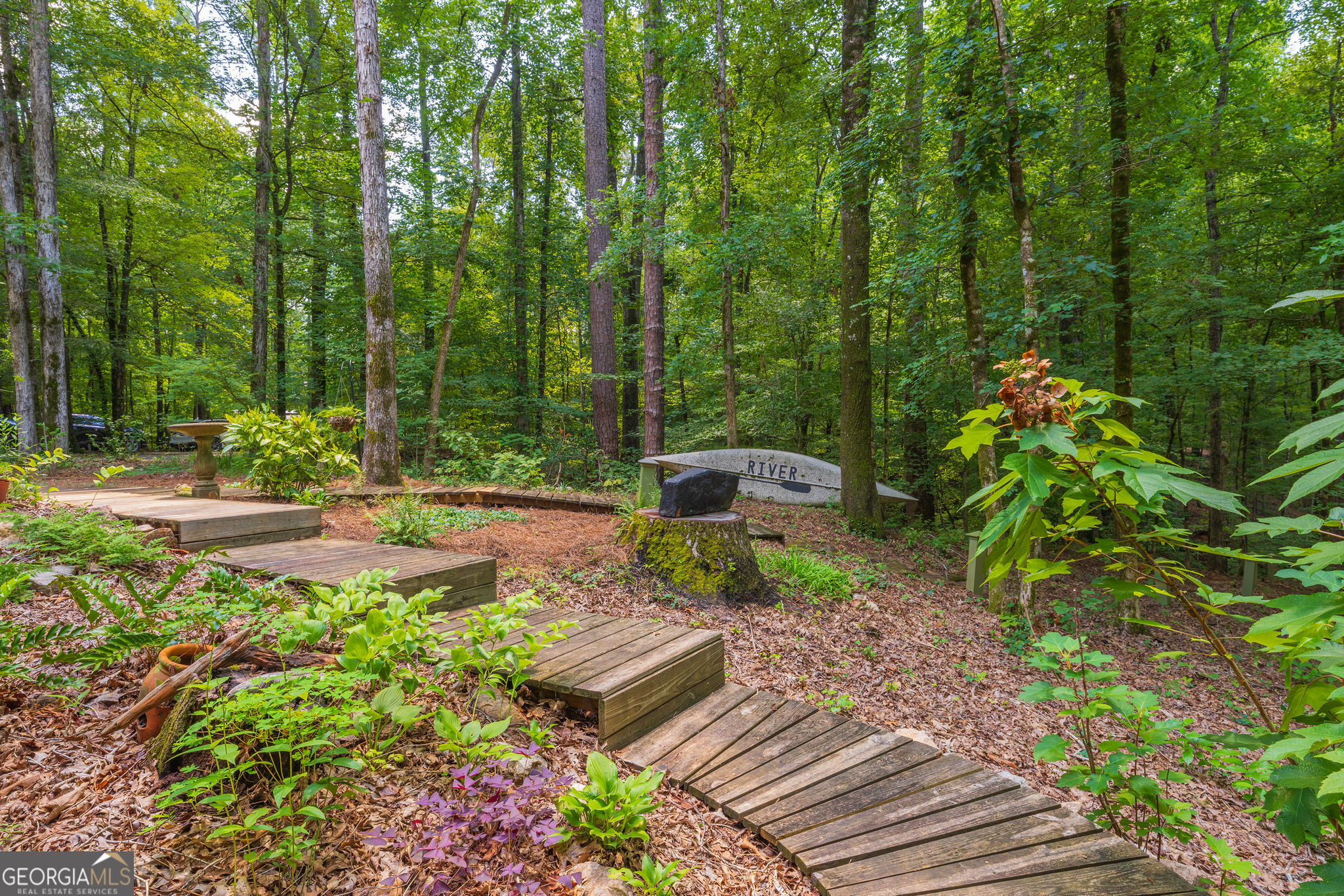 1638 Minor Road Culloden, GA 31016 - Photo 134 of 144 a garden view with a seating space