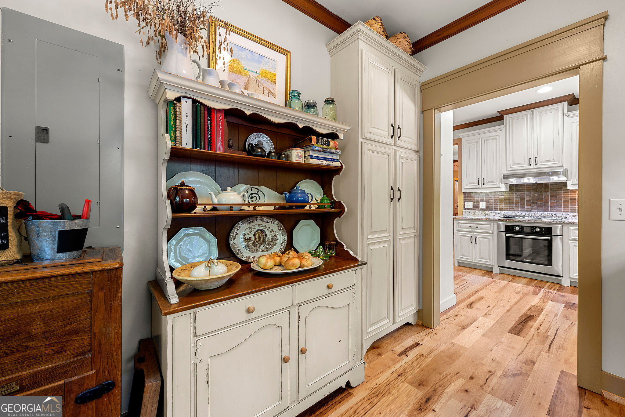 1638 Minor Road Culloden, GA 31016 - Photo 39 of 144 a kitchen with stainless steel appliances granite countertop a refrigerator and a stove