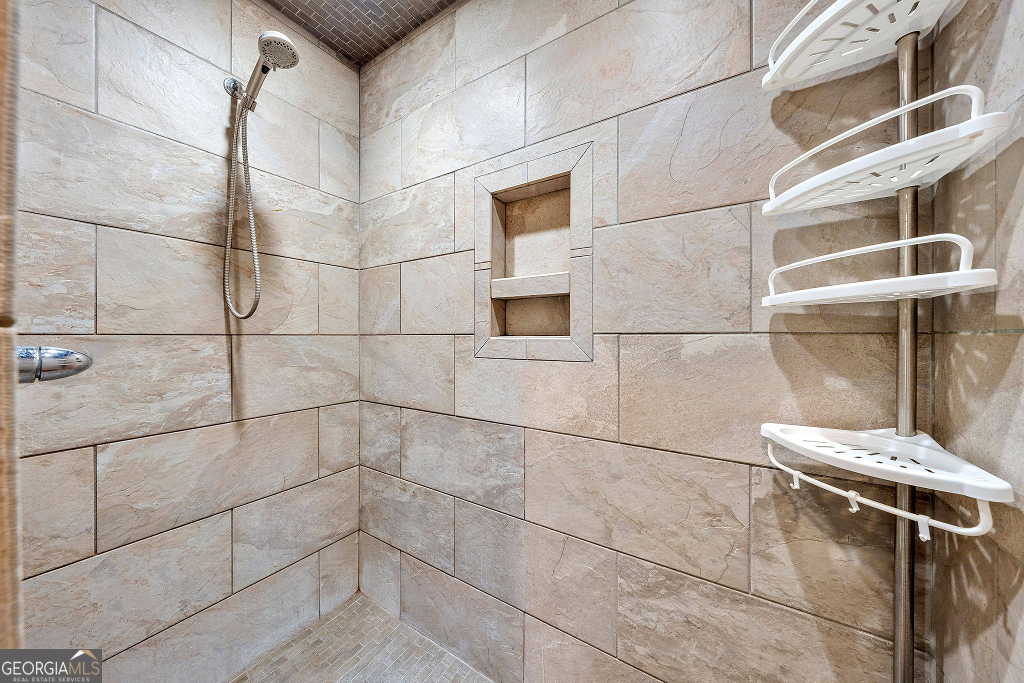 1638 Minor Road Culloden, GA 31016 - Photo 70 of 144 a bathroom with a shower