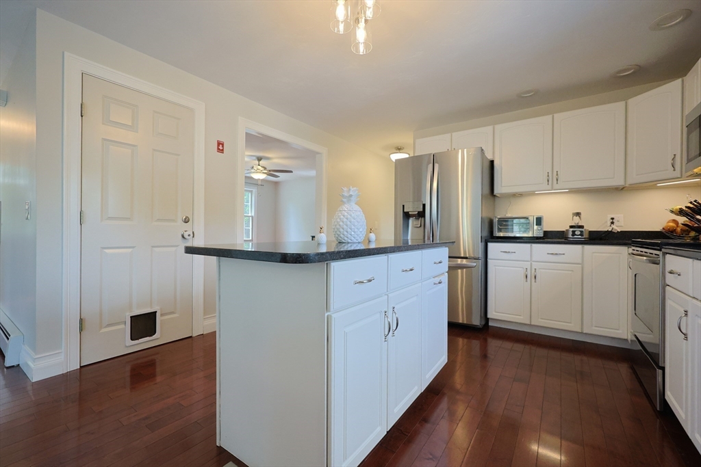 38 Etre Drive Worcester, MA 01604 - Photo 5 of 40