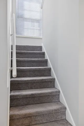 $369,900 | 2001 Lassiter Drive, Goodlettsville, TN 37072