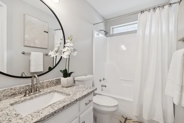 $369,900 | 2001 Lassiter Drive, Goodlettsville, TN 37072