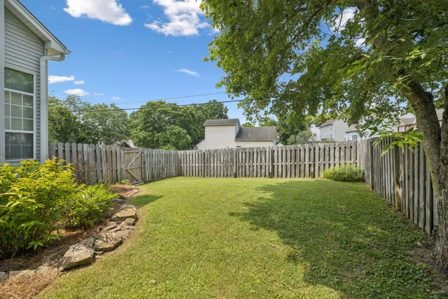 $369,900 | 2001 Lassiter Drive, Goodlettsville, TN 37072