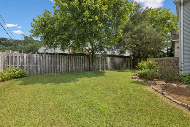 $369,900 | 2001 Lassiter Drive, Goodlettsville, TN 37072