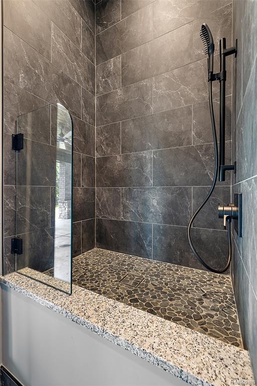 5541 Bordman Road Dryden, MI 48428 - Photo 9 of 27