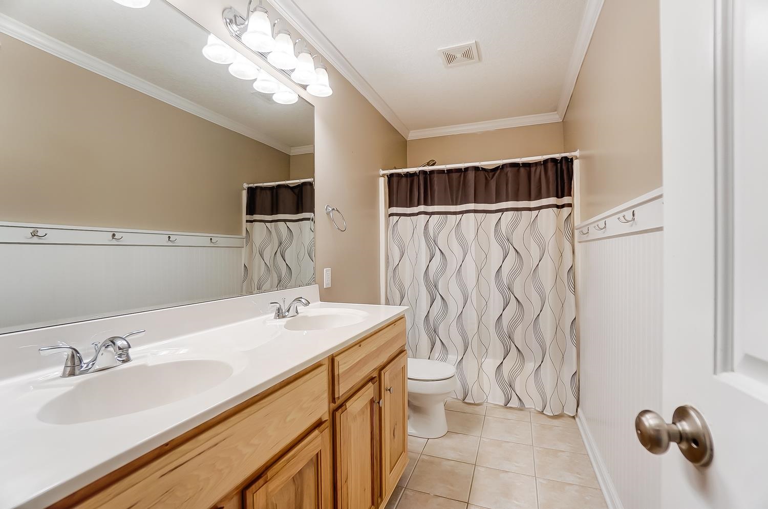 10301 Bitterroot Court Fort Wayne, IN 46804 - Photo 21 of 36 Gallery Image 21