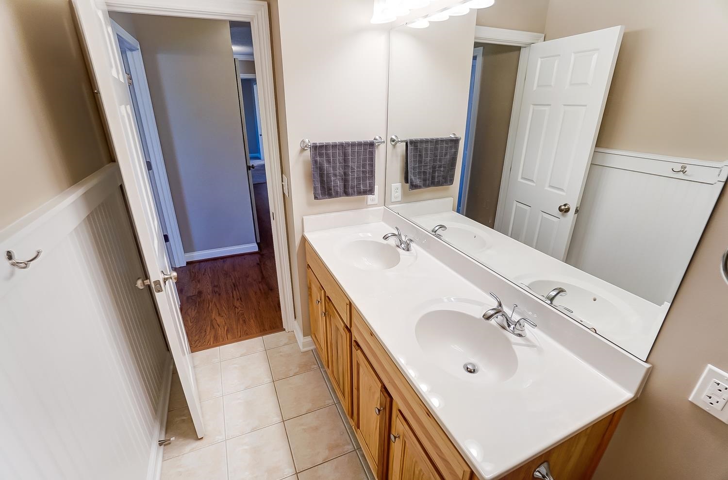 10301 Bitterroot Court Fort Wayne, IN 46804 - Photo 22 of 36 Gallery Image 22