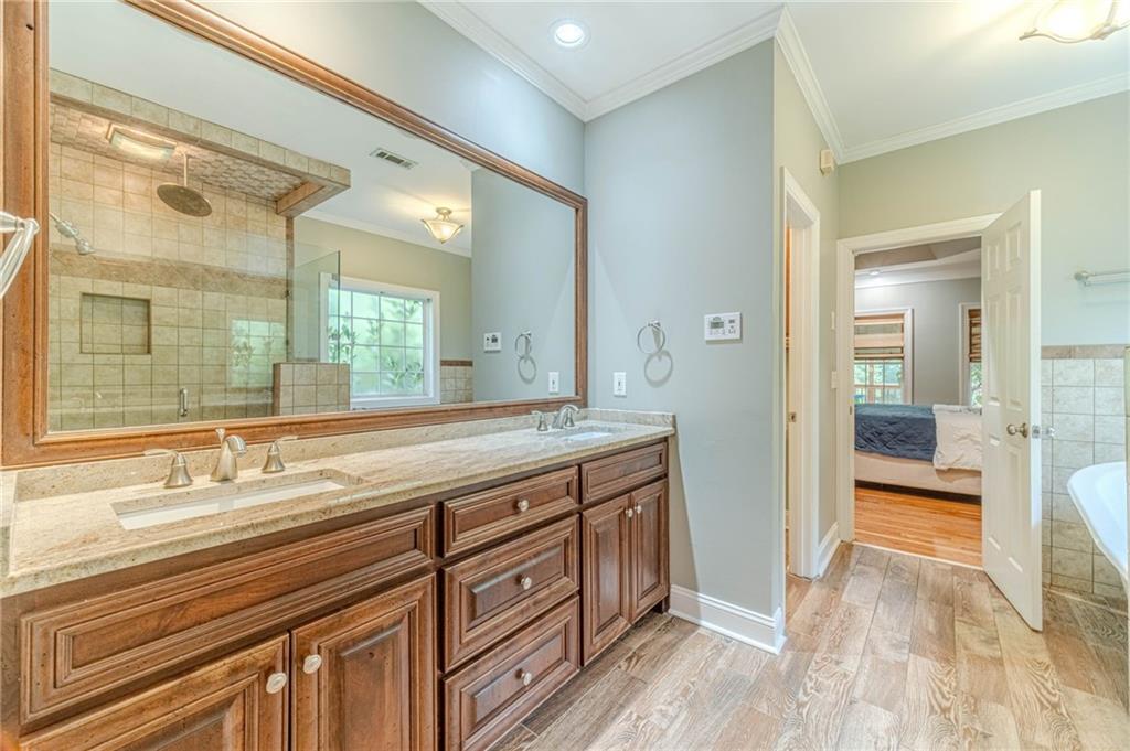 1617 Holly Ridge Drive Loganville, GA 30052 - Photo 8 of 42