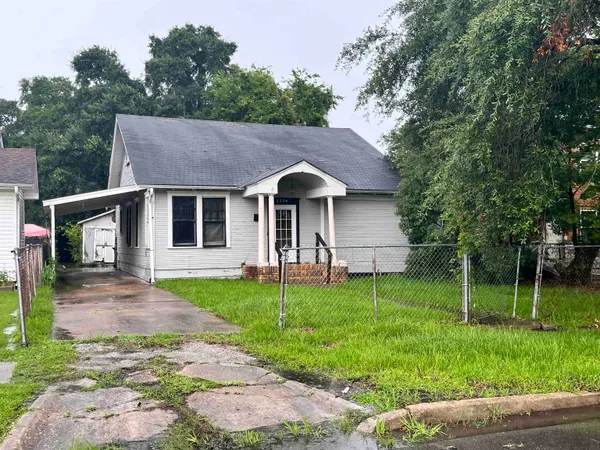 $59,900 | 2354 Angelina Street, Beaumont, TX 77702