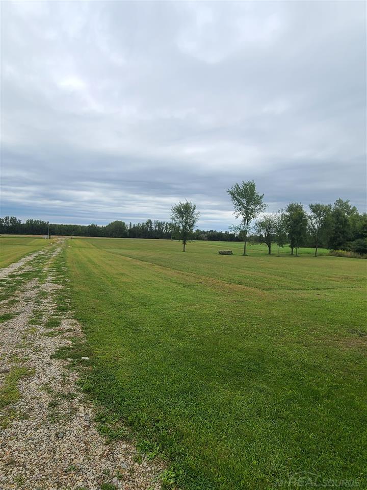 1545 Galbraith Line Road Melvin, MI 48454 - Photo 11 of 11 50022856-10.JPG