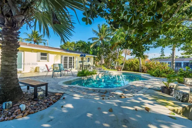 $4,500 | 1600 North 28th Court, Hollywood, FL 33020