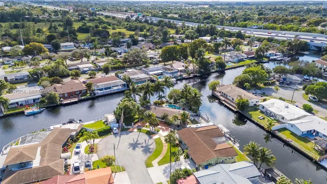 $4,500 | 1600 North 28th Court, Hollywood, FL 33020