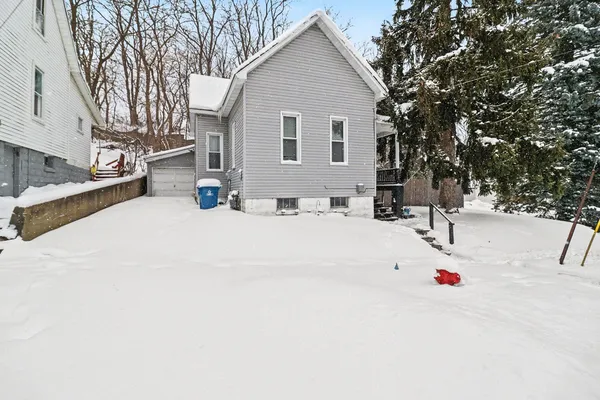$172,900 | 524 Davis Street, Manistee, MI 49660