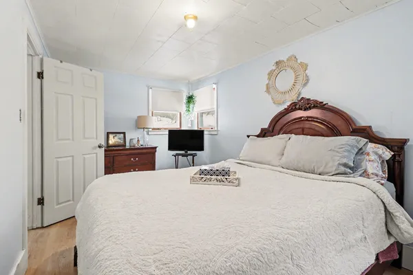 $172,900 | 524 Davis Street, Manistee, MI 49660