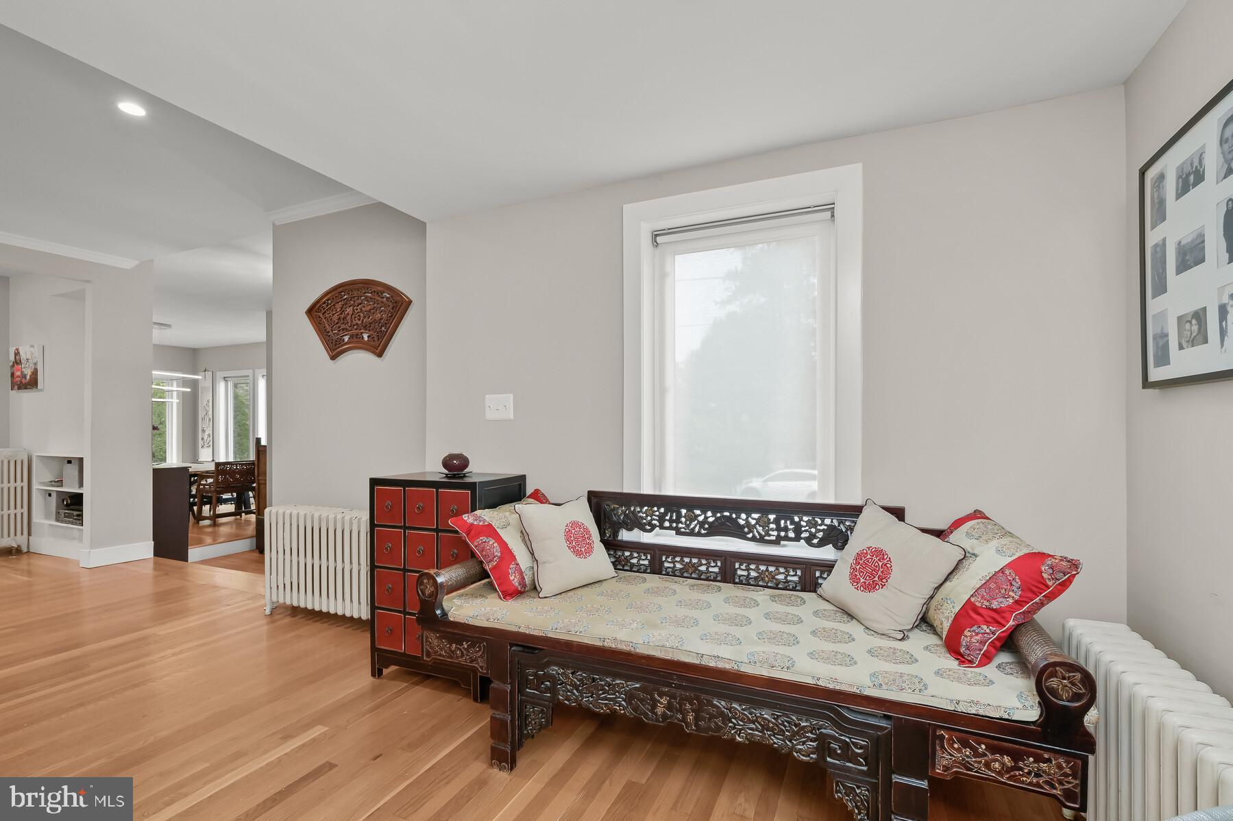 5202 Goddard Road Bethesda, MD 20814 - Photo 13 of 35 Sunroom/Home Office