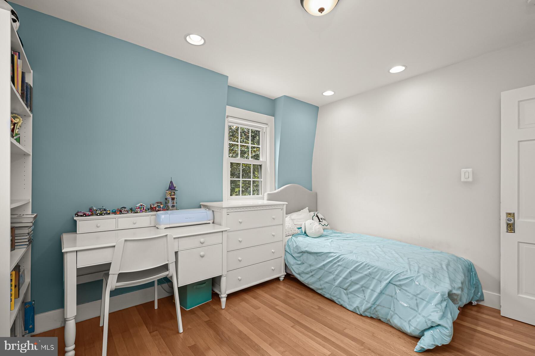 5202 Goddard Road Bethesda, MD 20814 - Photo 21 of 35 Bedroom 2