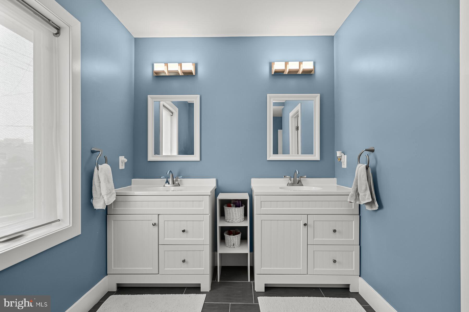 5202 Goddard Road Bethesda, MD 20814 - Photo 24 of 35 Upstairs Bathroom