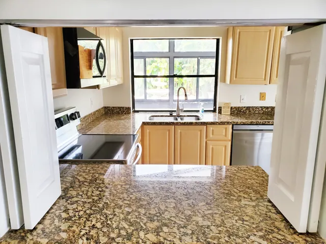 $4,600 | 11897 Sunchase Court, Boca Raton, FL 33498