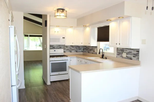 $350,000 | 5428 138th Street, Crestwood, IL 60418