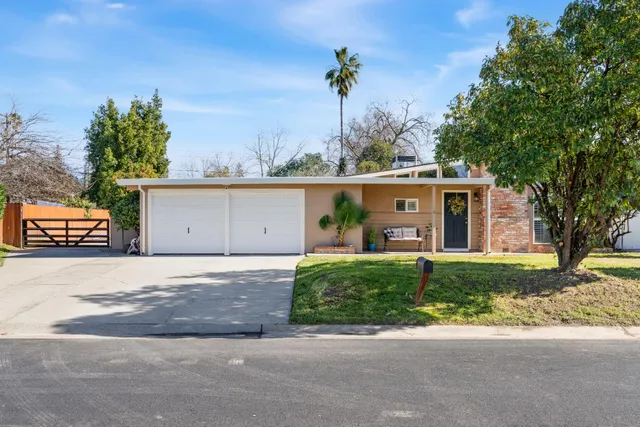 $499,000 | 4845 Hazelwood Avenue, Carmichael, CA 95608