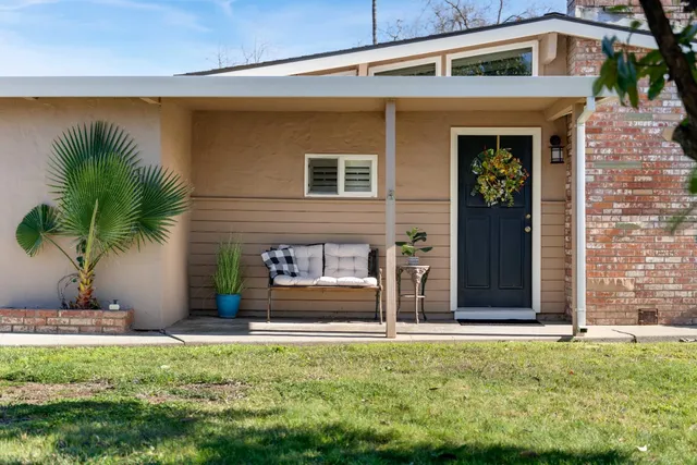 $499,000 | 4845 Hazelwood Avenue, Carmichael, CA 95608