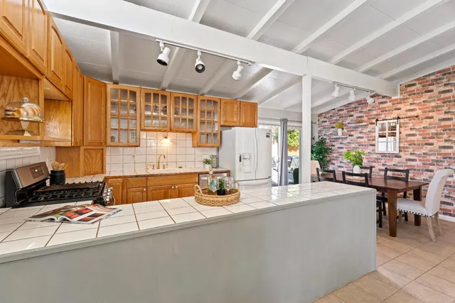 $499,000 | 4845 Hazelwood Avenue, Carmichael, CA 95608