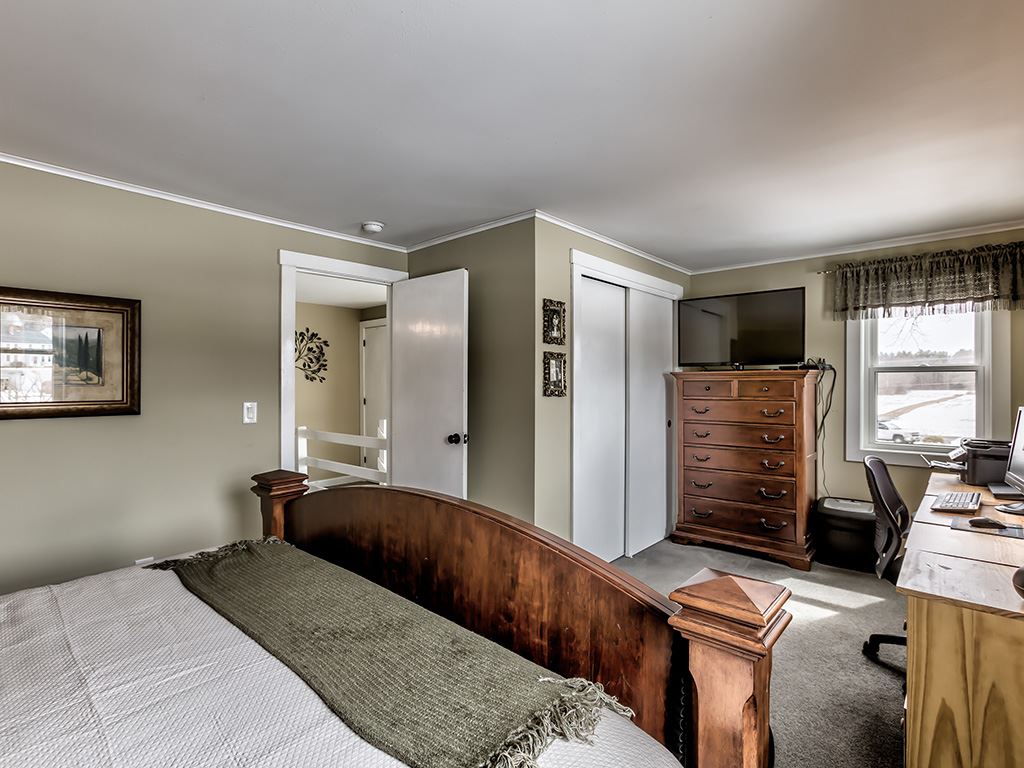 479 North River Road, Unit 2 Milford, NH 03055 - Photo 15 of 34