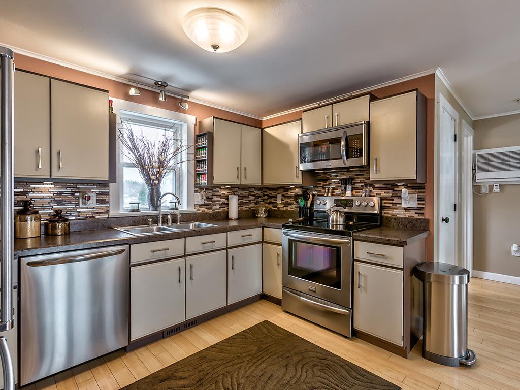 479 North River Road, Unit 2 Milford, NH 03055 - Photo 6 of 34