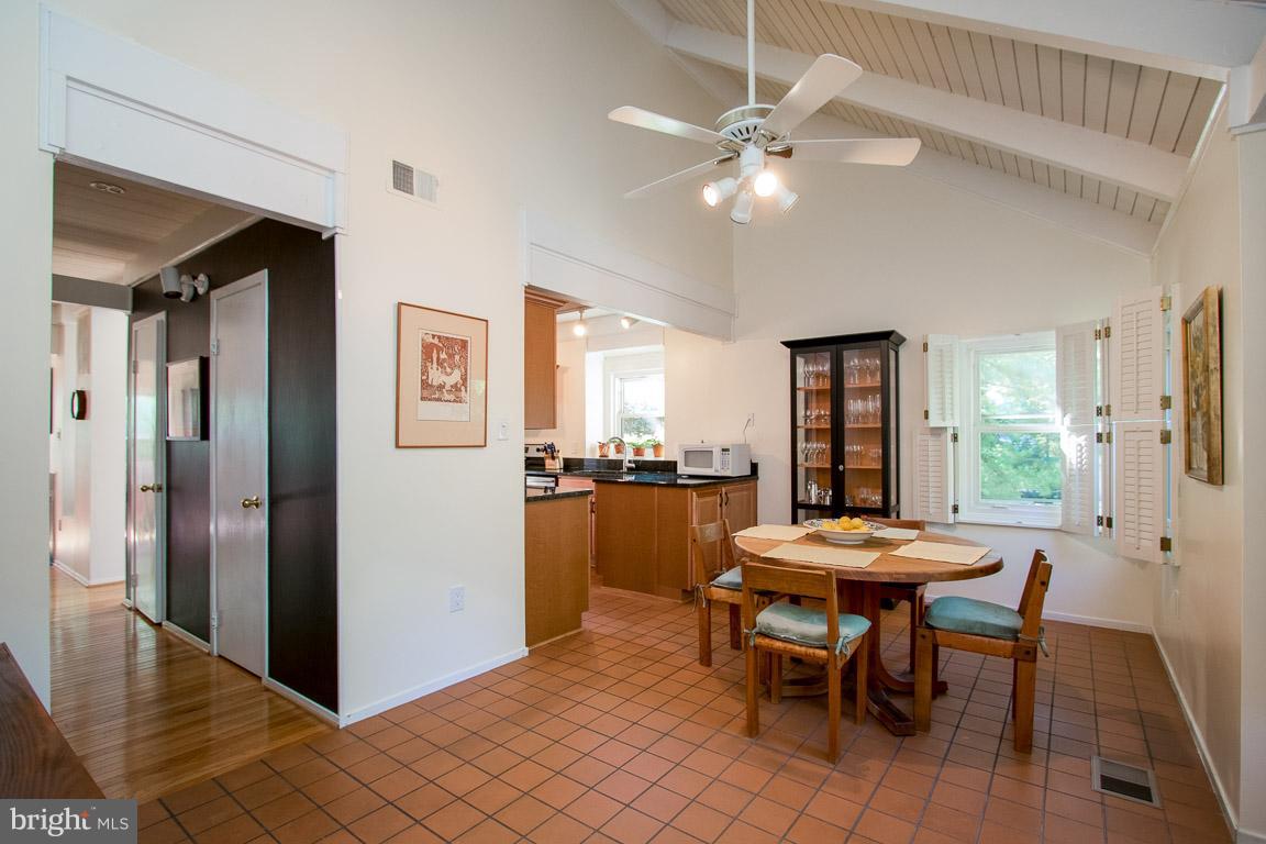 11170 Glade Drive Reston, VA 20191 - Photo 12 of 30 Kitchen
