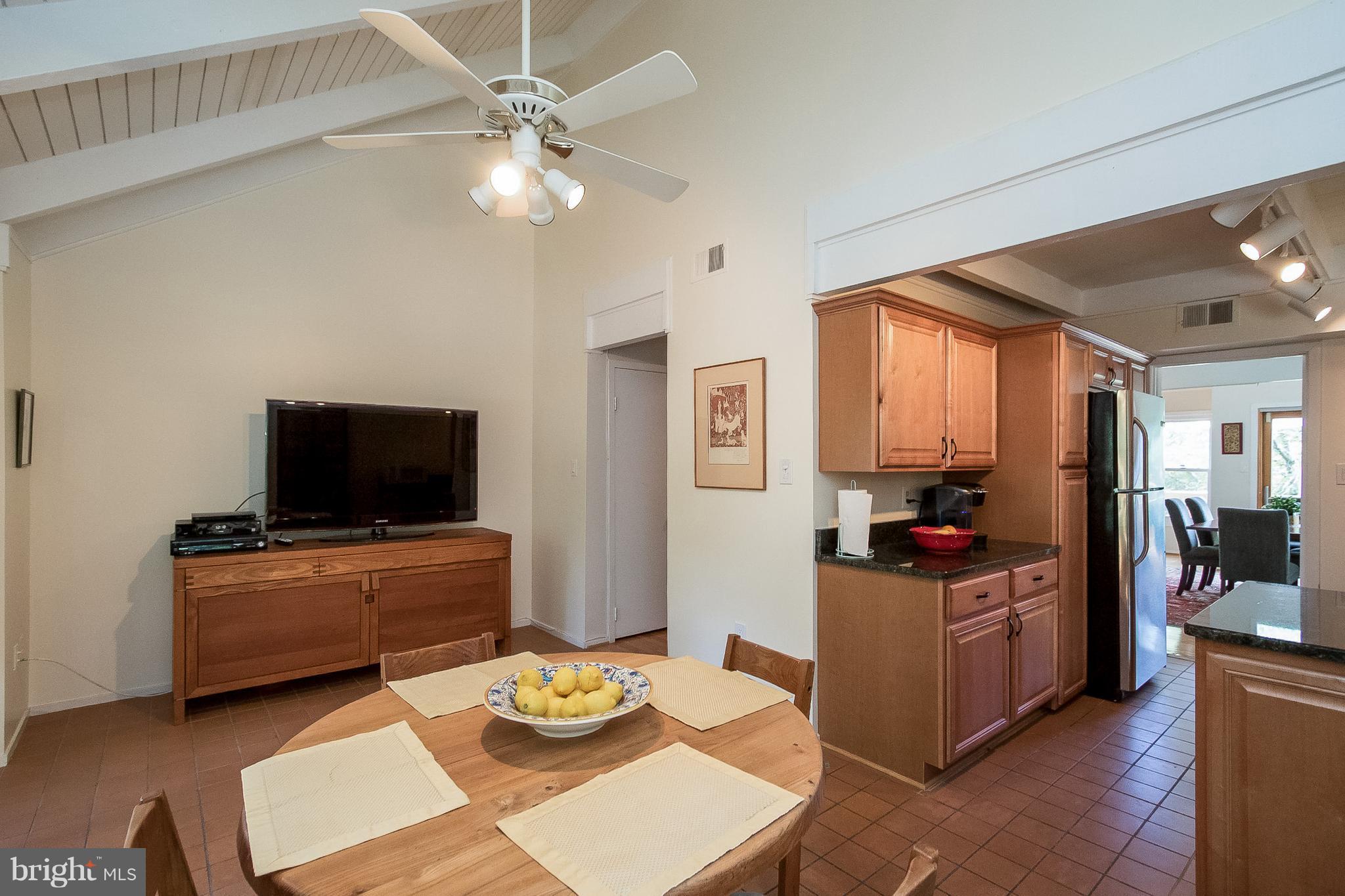 11170 Glade Drive Reston, VA 20191 - Photo 13 of 30 Kitchen