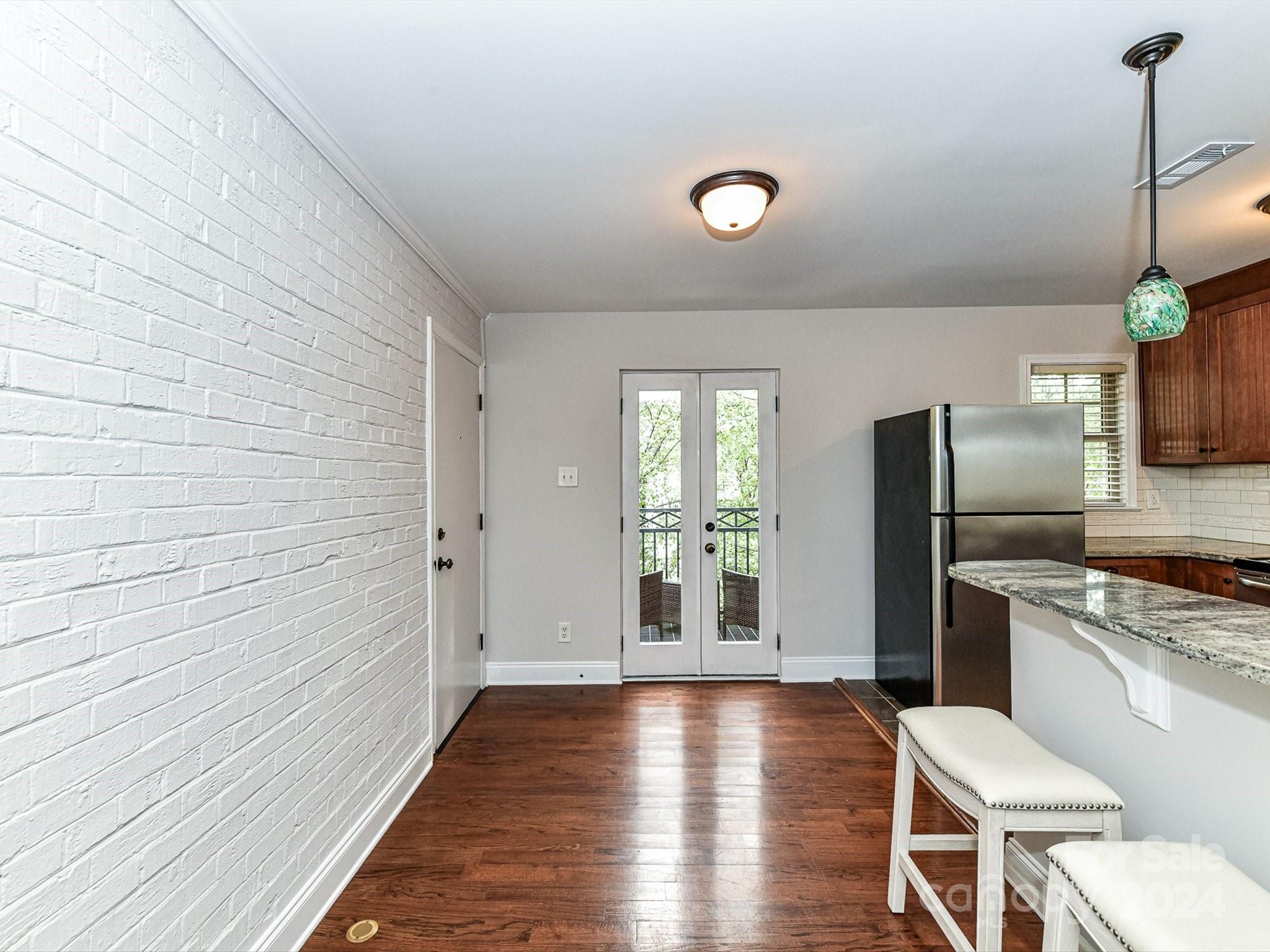 4913 Park Road, Unit F Charlotte, NC 28209 - Photo 12 of 22 Gallery Image 12