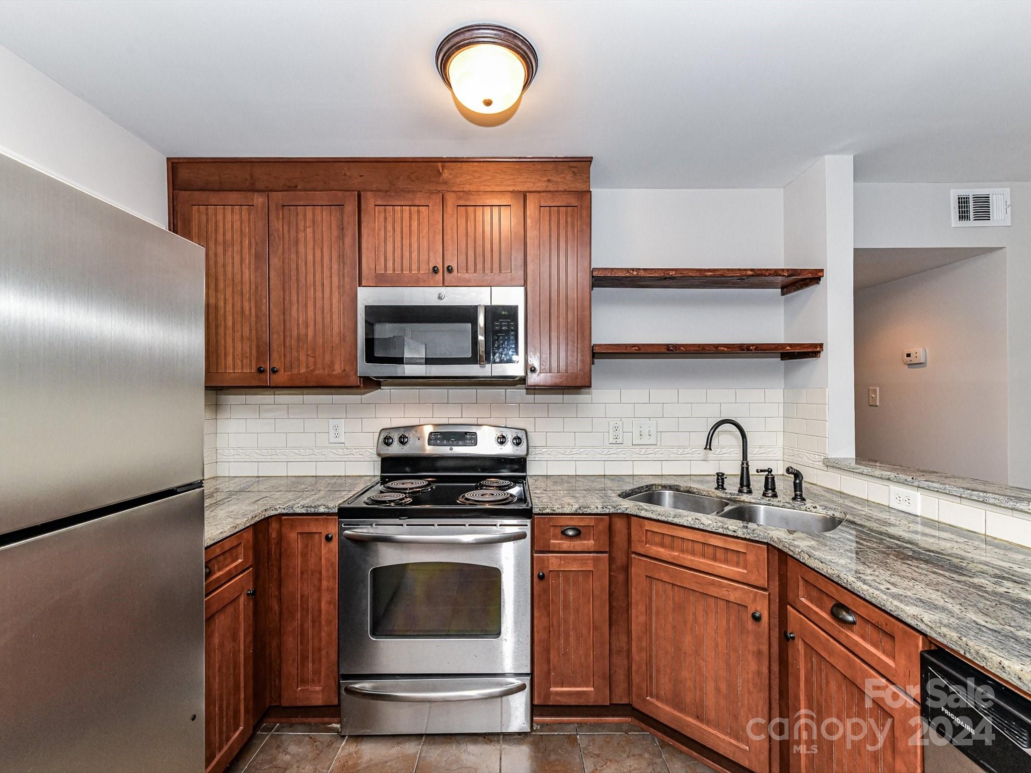 4913 Park Road, Unit F Charlotte, NC 28209 - Photo 10 of 22 Gallery Image 10