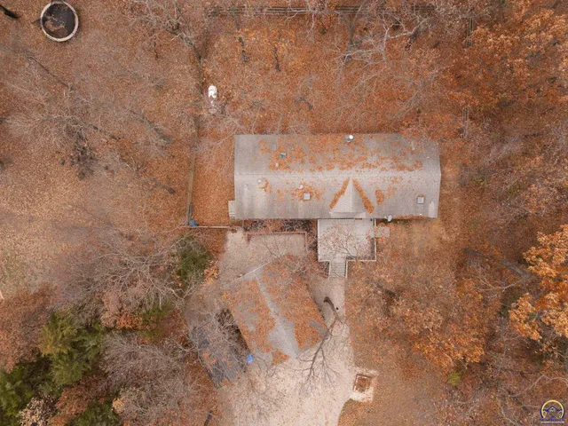 $278,000 | 4853 Cheyenne Lane, McLouth, KS 66054