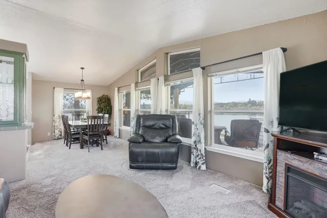 $575,000 | 1481 Lenora Drive, Usk, WA 99180