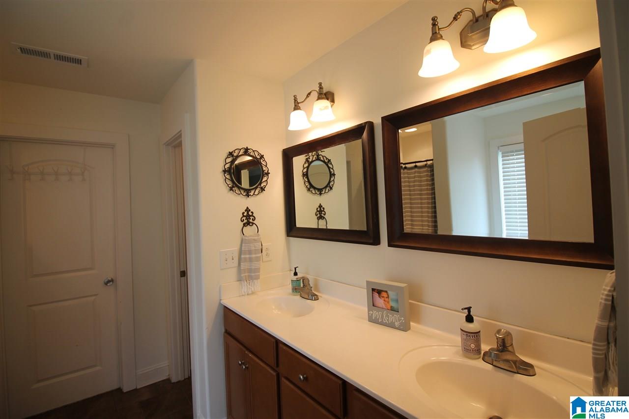 1803 East Hanceville Road Southeast Cullman, AL 35055 - Photo 22 of 27
