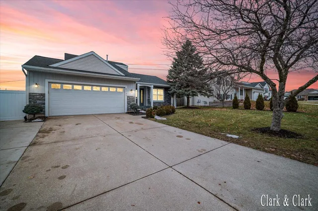 $415,000 | 6785 Summerbreeze Drive Southeast, Caledonia, MI 49316
